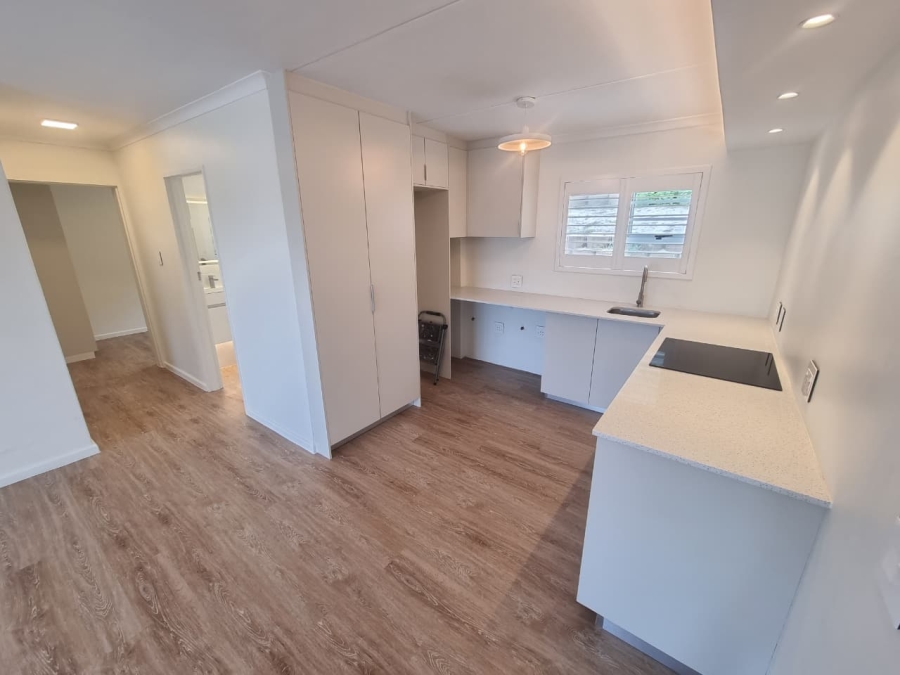 To Let 2 Bedroom Property for Rent in Big Bay Western Cape